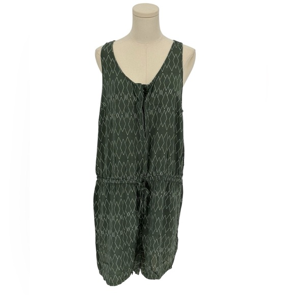 Merona 100% Rayon Olive Green Romper w/ White Diamond Pattern & Pockets Size XL - Picture 1 of 5